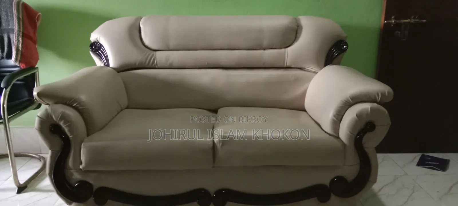 জরুরী বিক্রি: ৩+২+১+১ সোফা সেট