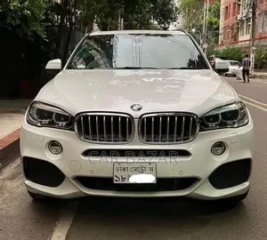 বিএমডব্লিউ এক্স৫ ২০১৭ অফ হোয়াইট