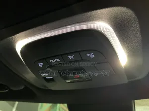 Toyota Corolla Cross 2021 Pearl