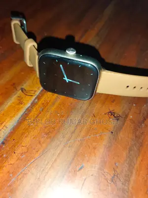 ইমিকি এসটি১ স্মার্ট ওয়াচ