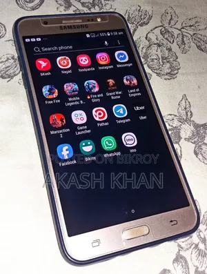 Samsung Galaxy J7 16 GB Gold