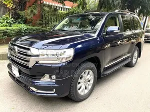 Toyota Land Cruiser 4.5 V8 VXR 2018 Blue