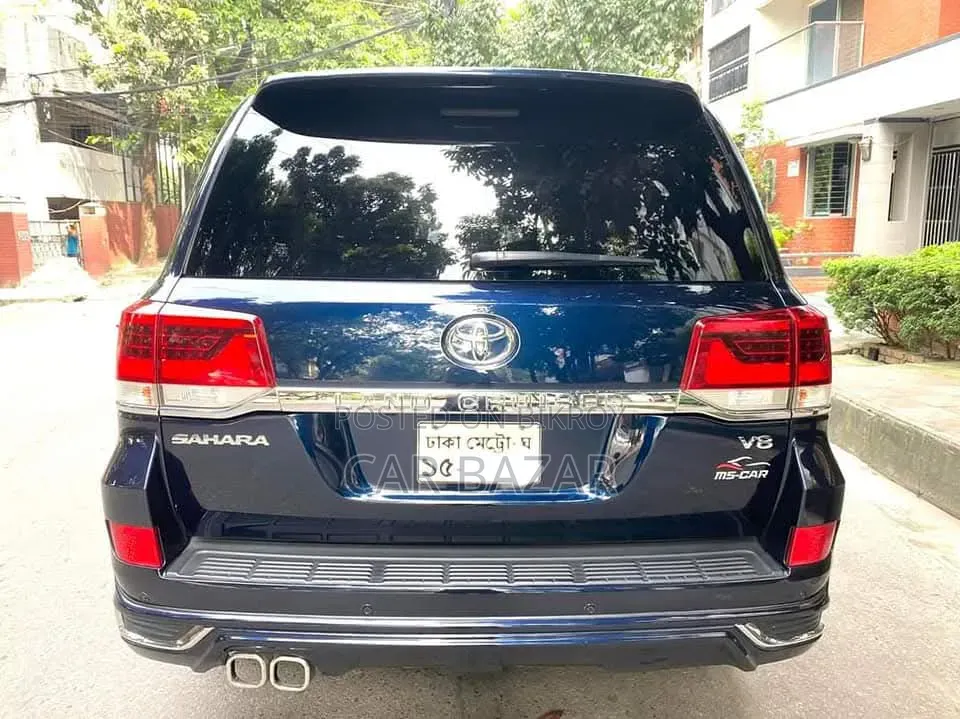 Toyota Land Cruiser 4.5 V8 VXR 2018 Blue