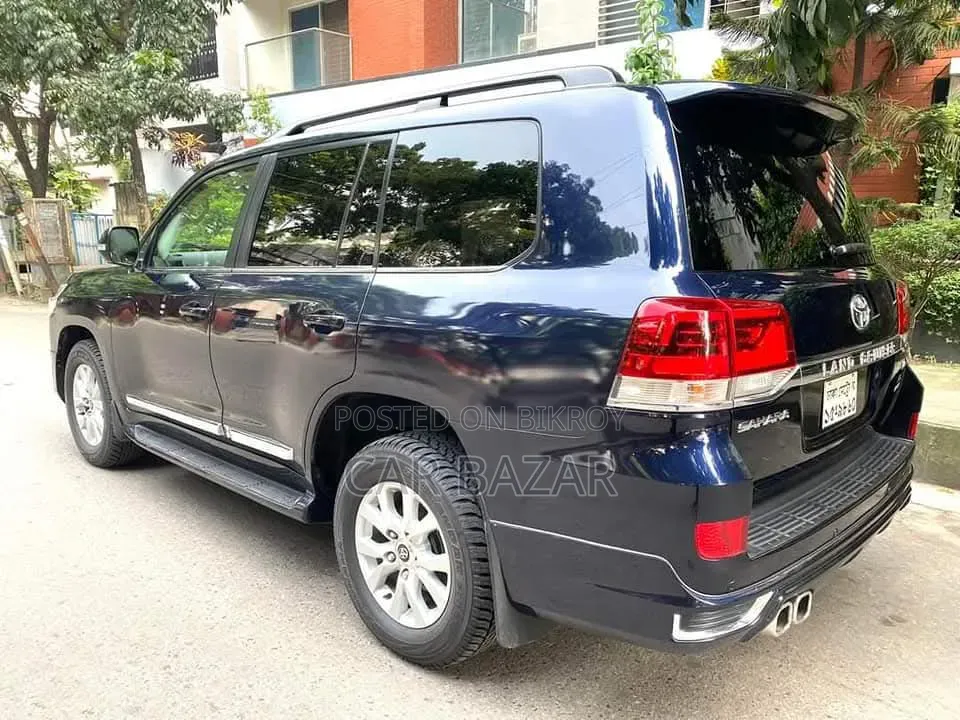 Toyota Land Cruiser 4.5 V8 VXR 2018 Blue