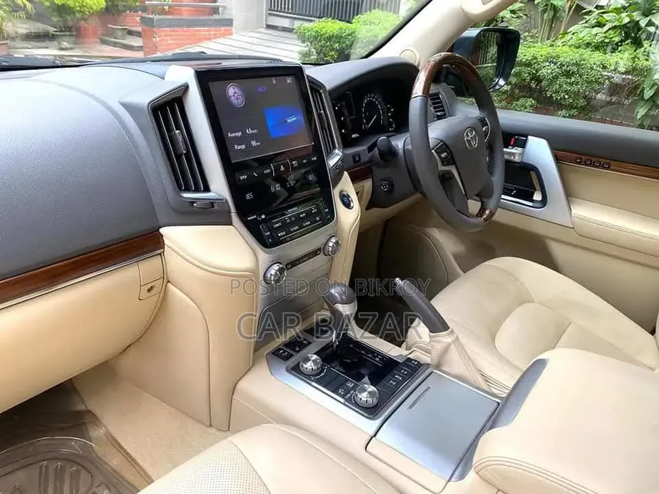 Toyota Land Cruiser 4.5 V8 VXR 2018 Blue