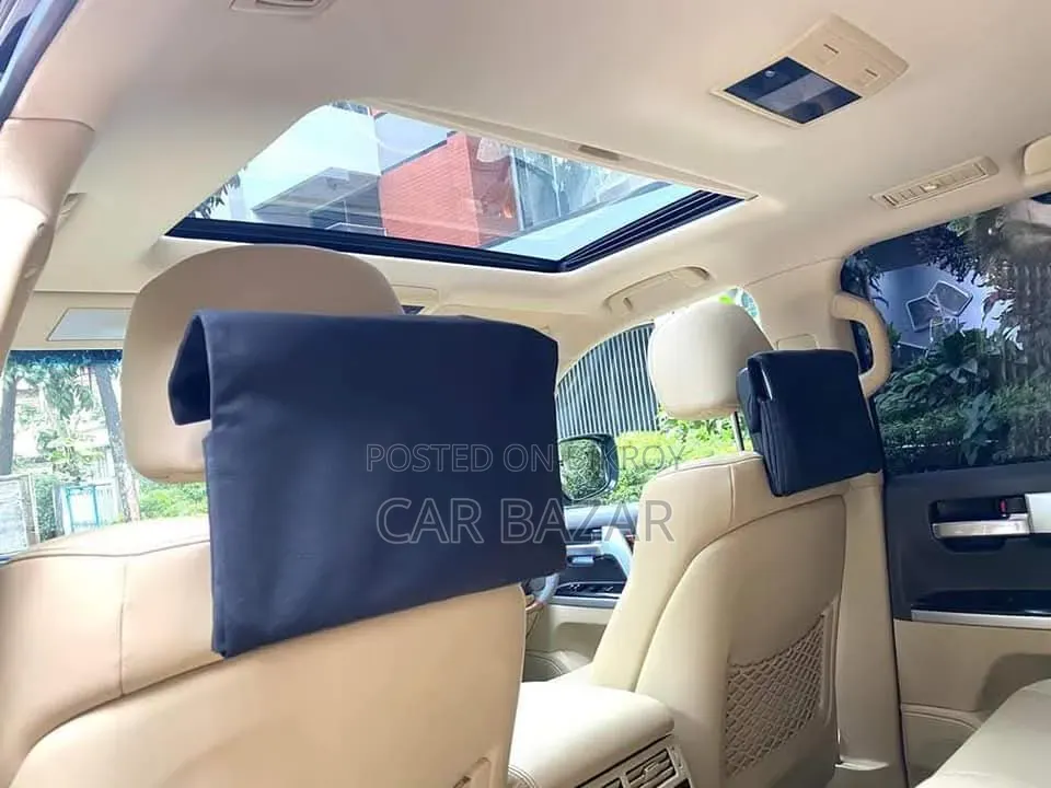 Toyota Land Cruiser 4.5 V8 VXR 2018 Blue
