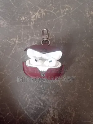 বিক্রির জন্য এয়ারপডস