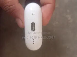 বিক্রির জন্য এয়ারপডস