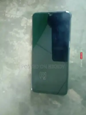 অপ্পো এফ১৫ ২৫৬ জিবি সাদা