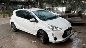 Toyota Aqua 2016 White