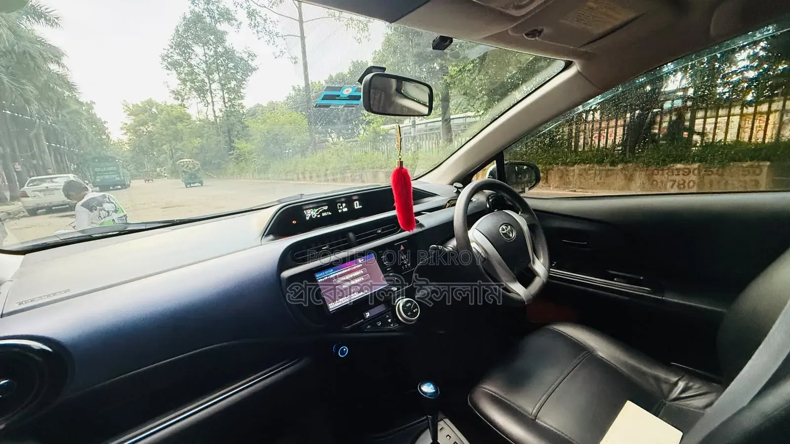 Toyota Aqua 2016 White