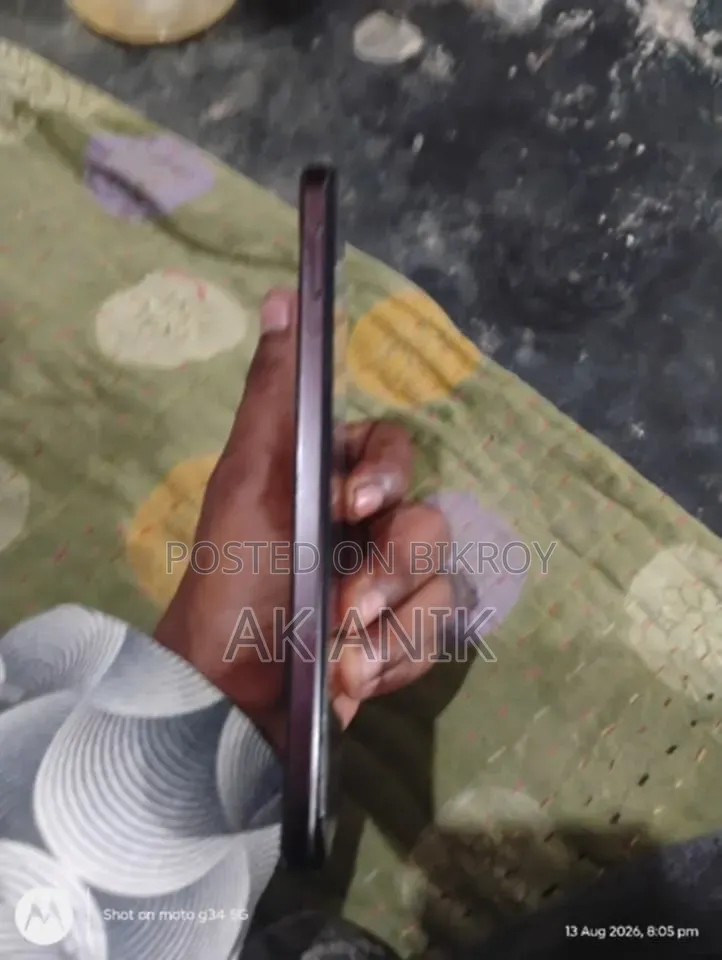 Vivo Y18 ১২৮ জিবি লাল
