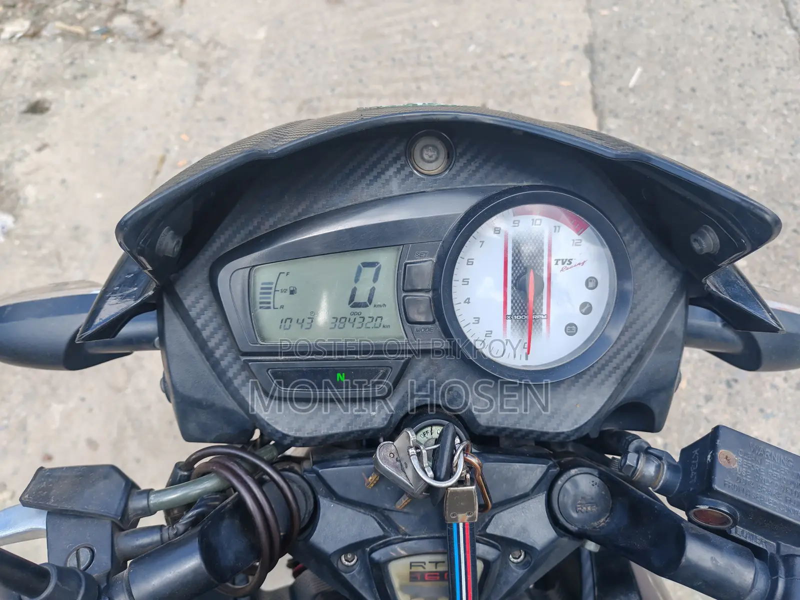 টিভিএস আপাচে আরটিআর ১৬০ টুভি ২০২১ কালো
