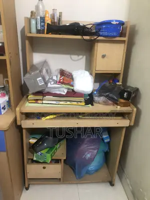 কম্পিউটার টেবিল বা স্টাডি টেবিল বিক্রি