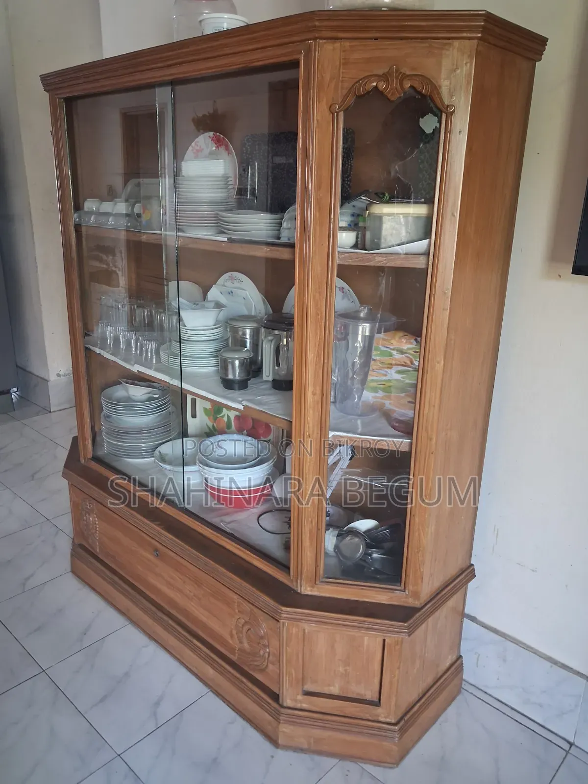 Full Teak Wood Showcase