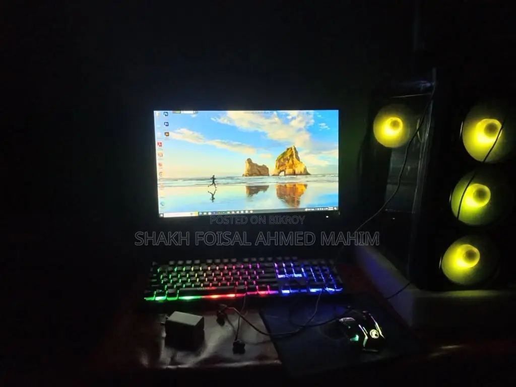 Desktop Computer MSI model 16GB AMD Ryzen 7 SSD 512GB