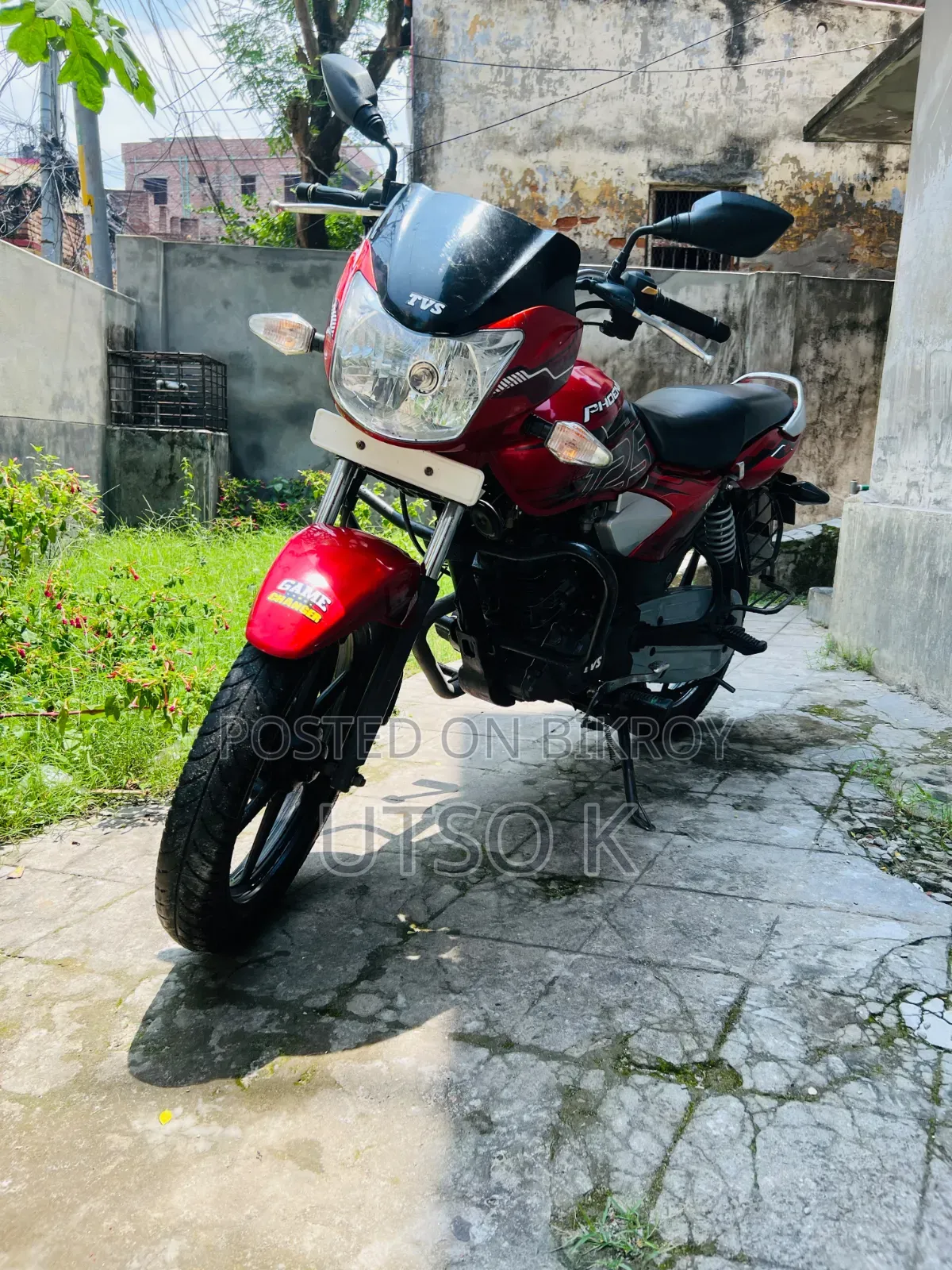 TVS 2014 Red