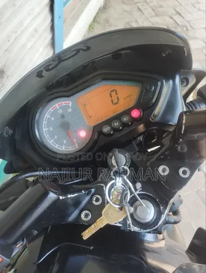 বাজাজ পালসার ১৫০ ২০১১ কালো