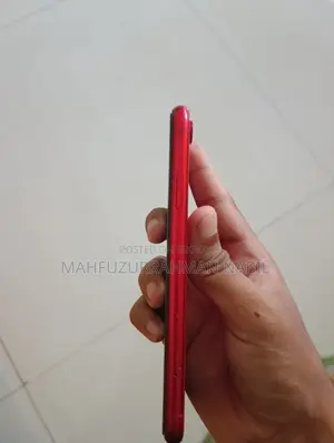 Apple iPhone XR 64 GB Red