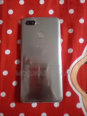 Oppo A7 64 GB Silver