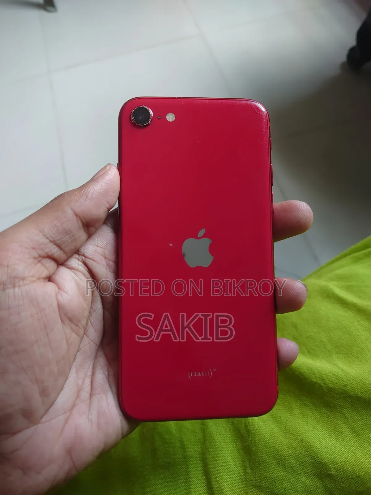 Apple iPhone SE (2020) 128 GB Red