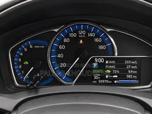 Toyota Corolla Fielder 1.5 Hybrid FWD 2017 Silver