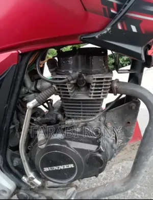 রানার টার্বো ১২৫ ২০১৬ লাল