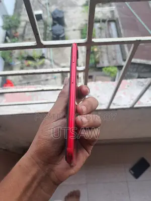 অ্যাপল আইফোন ৮ প্লাস ৬৪ জিবি রেড