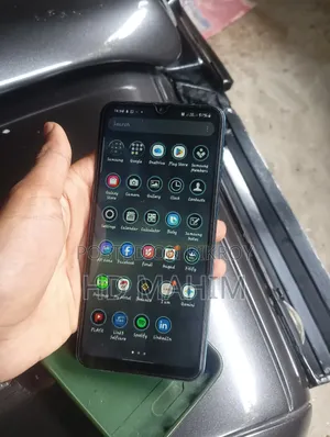 Samsung Galaxy A50 64 GB White