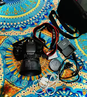 DSLR Camera