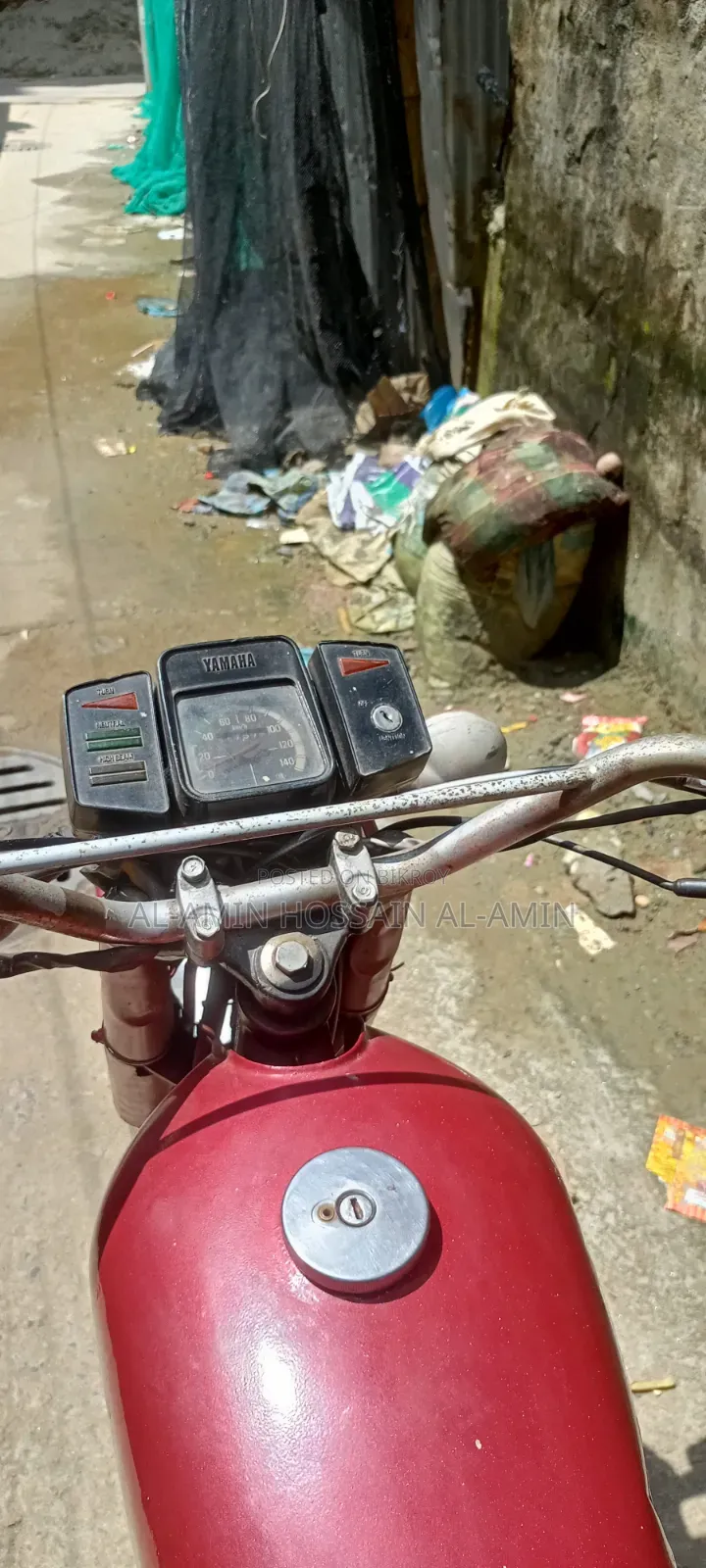 Yamaha 1999 Red