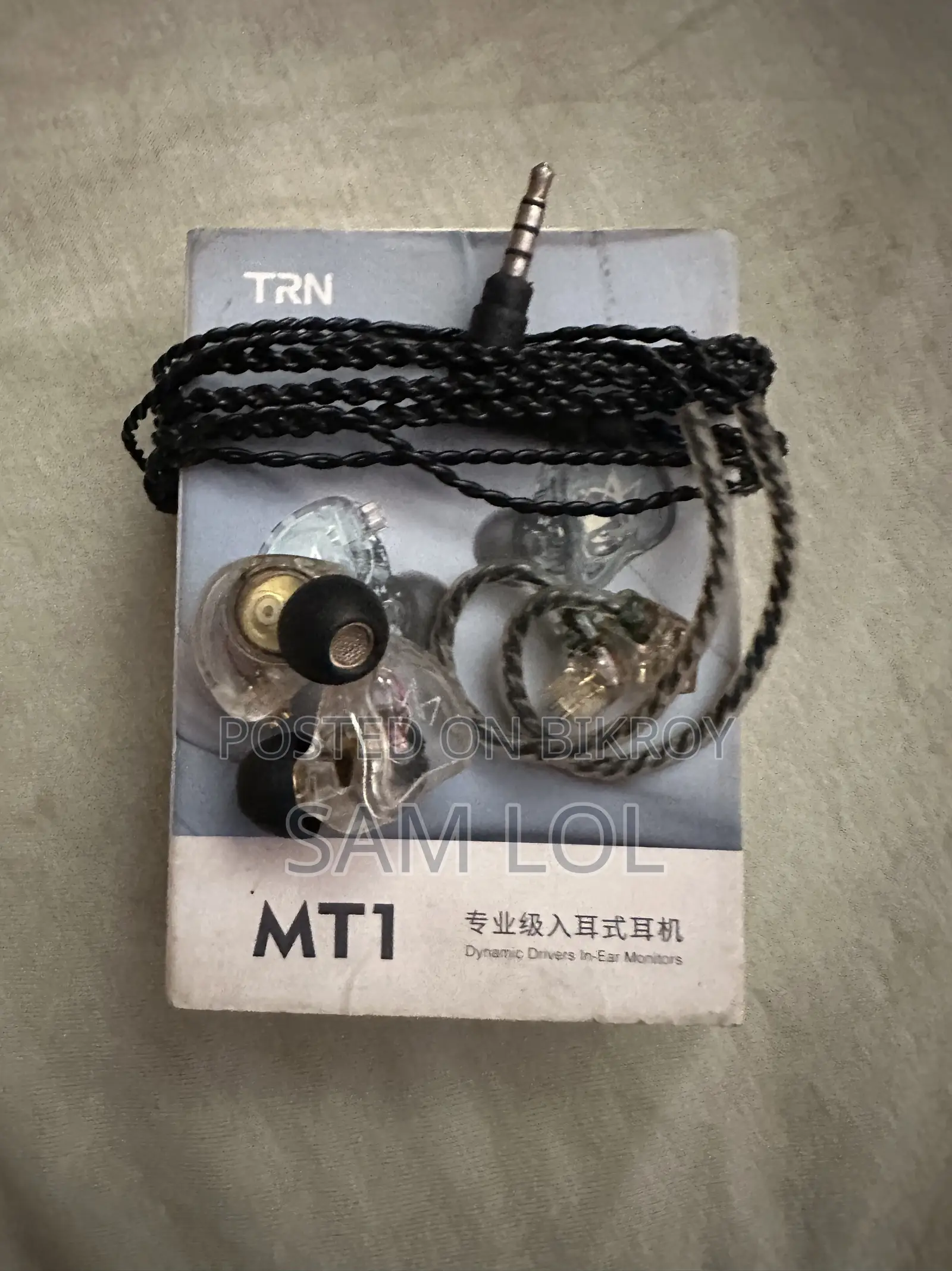 MT1 Earphones for Sell