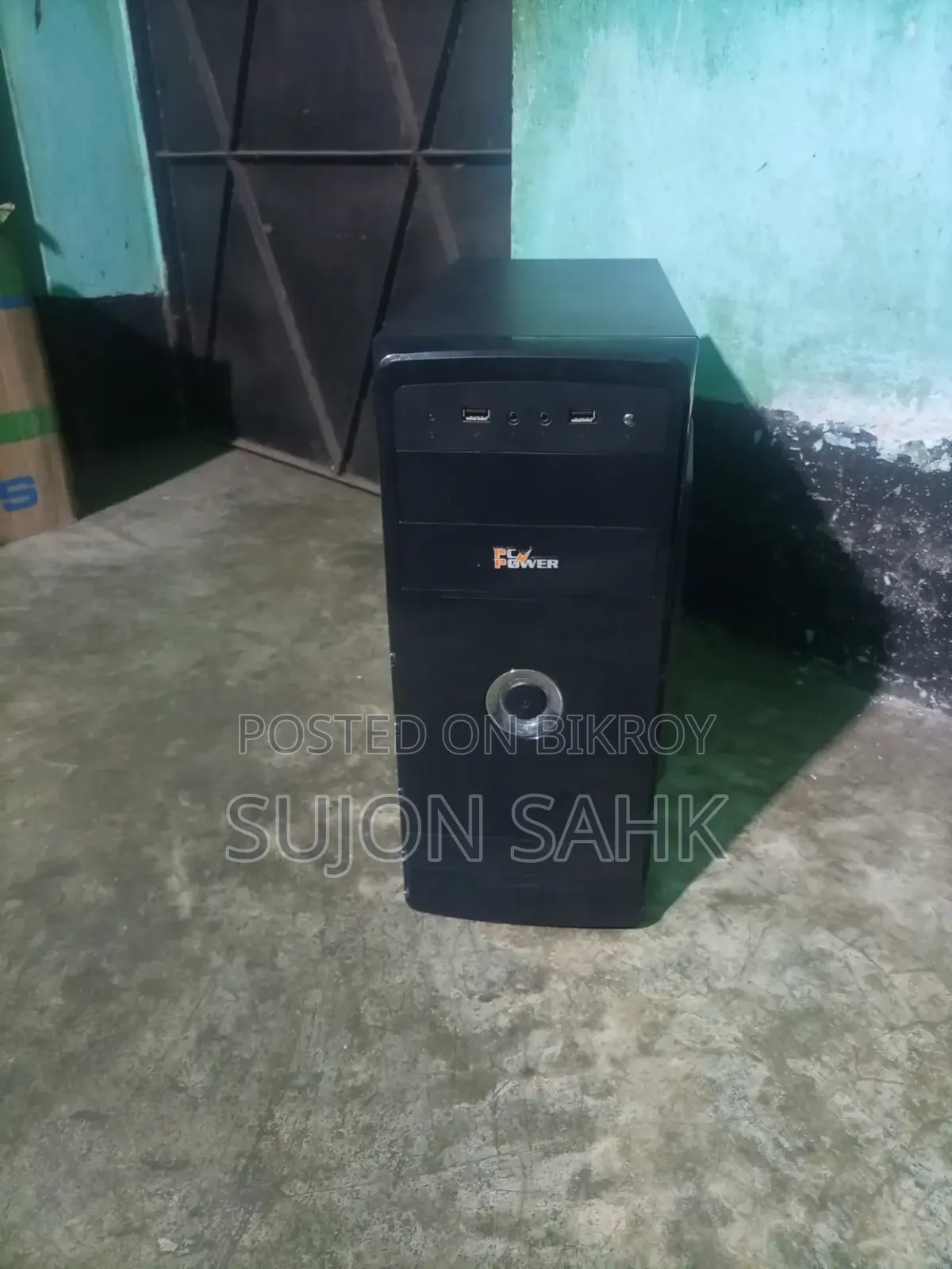 Desktop Computer 4GB Intel Core i3 SSD 128GB