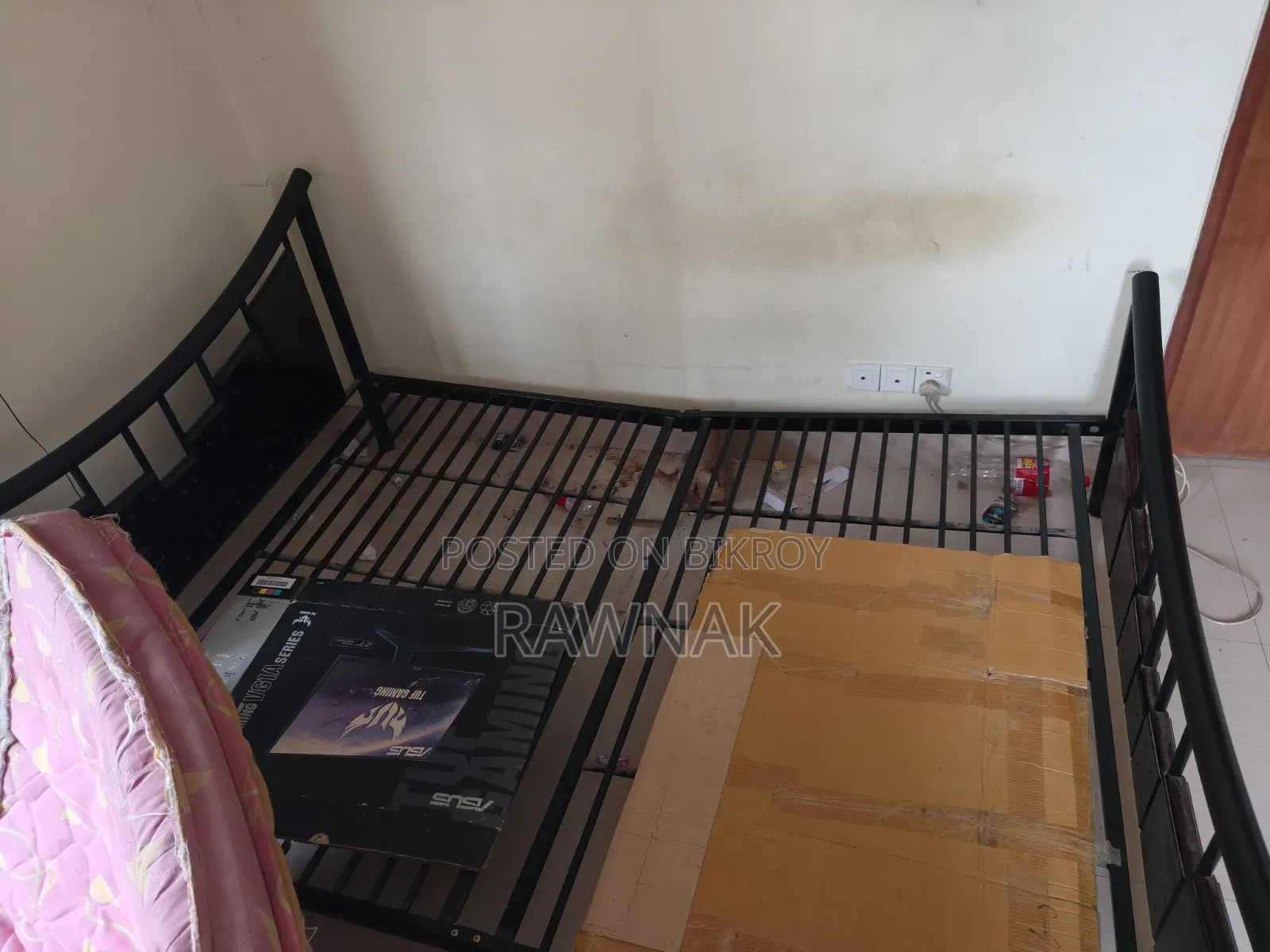 Standard Bed