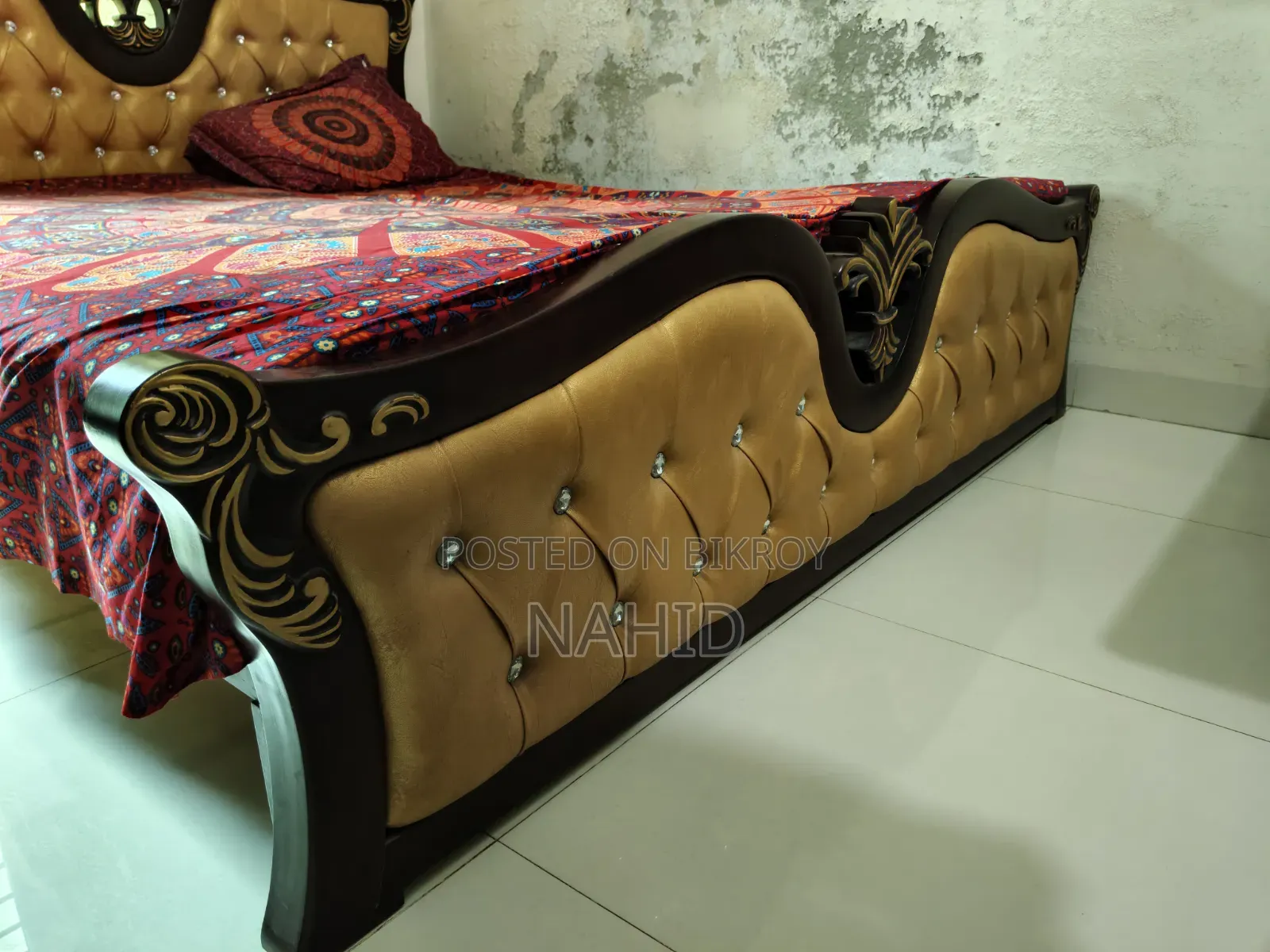 ভিক্টোরিয়া ডিজাইন বেড আমদানীকৃত কাঠ অর্ডার মেডের বেড কিং সাইজ ৭ ফুট ৬ ফুট