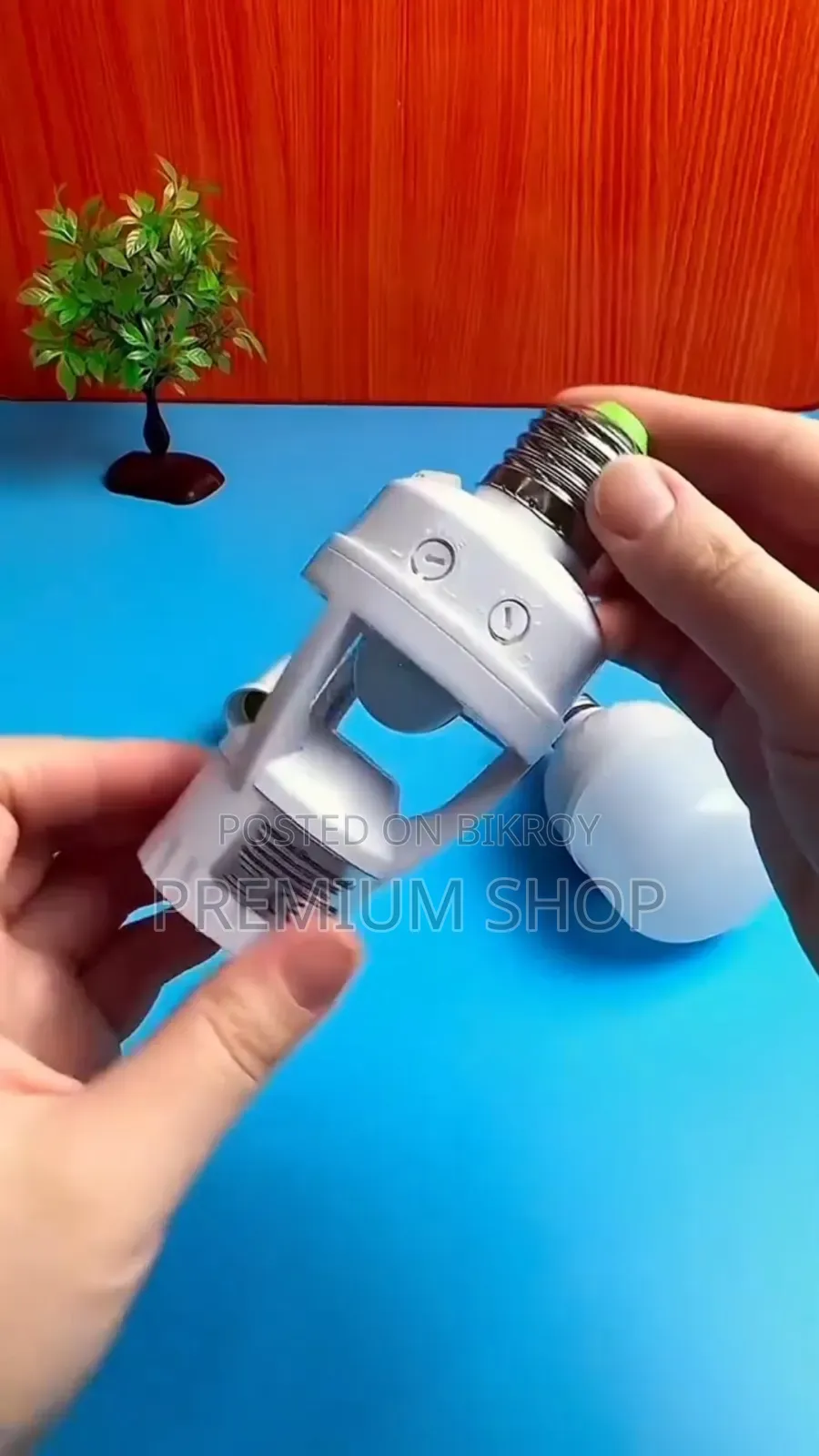 Smart Motion Sensor Bulb Holder | Automatic Light Sensor
