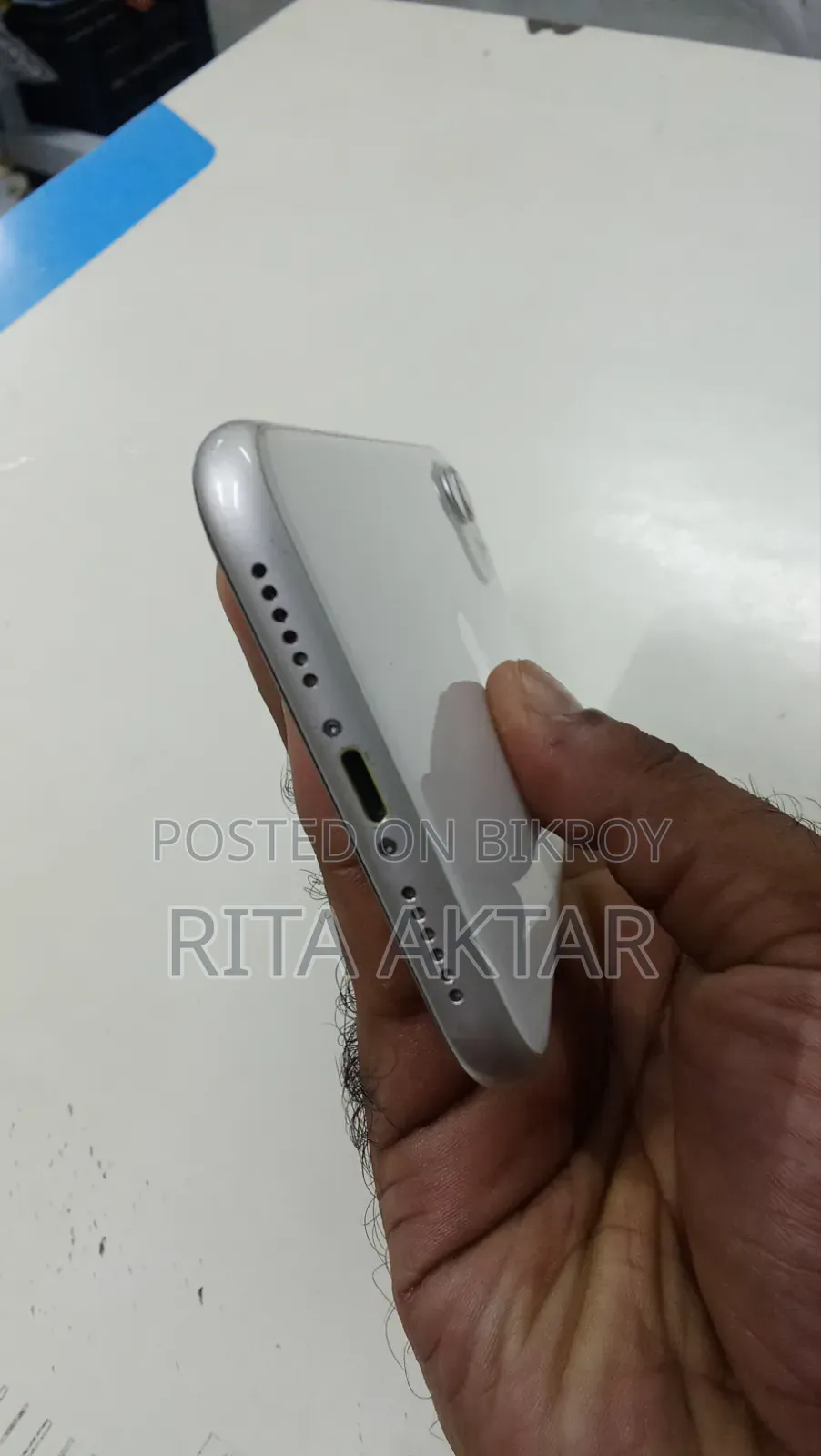 অ্যাপল আইফোন ১১ ১২৮ জিবি হোয়াইট