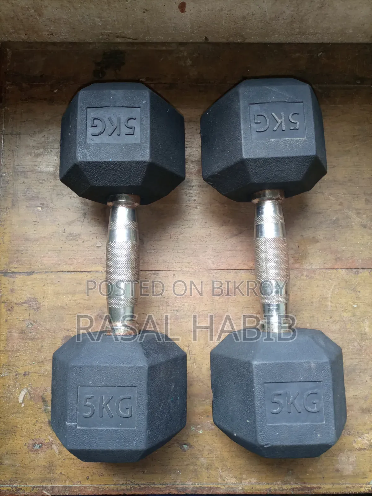 হেক্স ডাম্বেল বিক্রি করা হবে।