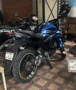 সুজুকি জিক্সার ২০১৮ ব্লু