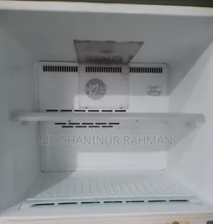 LG. ফ্রিজ টা বিক্রয় করা হবে