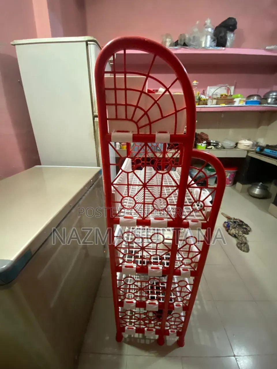 A kitchen rack will be sold