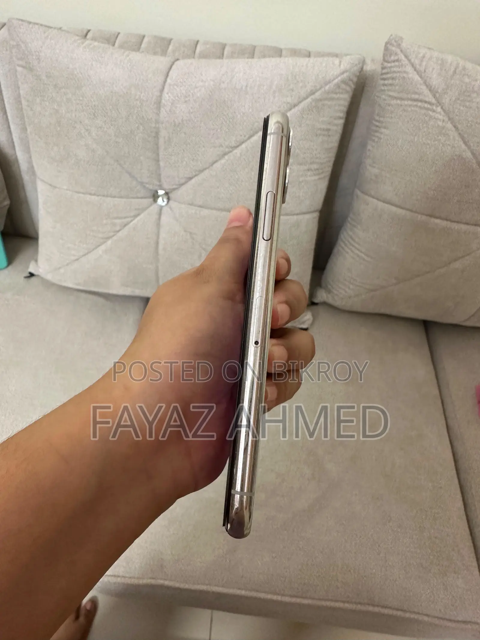 অ্যাপল আইফোন ১১ প্রো ২৫৬ জিবি সিলভার