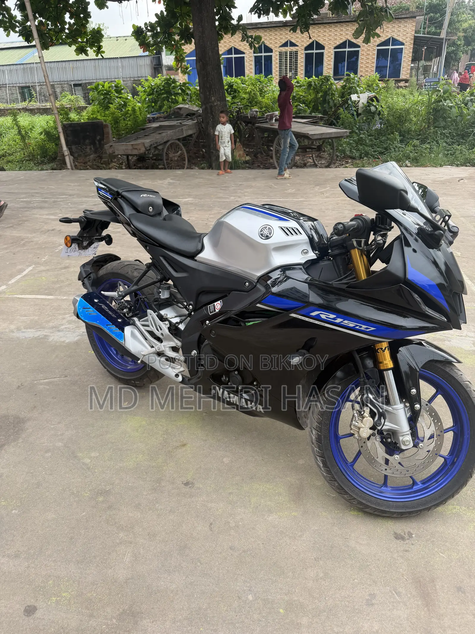 নিউ ইয়ামাহা আর১৫এম ২০২৬ ব্ল্যাক