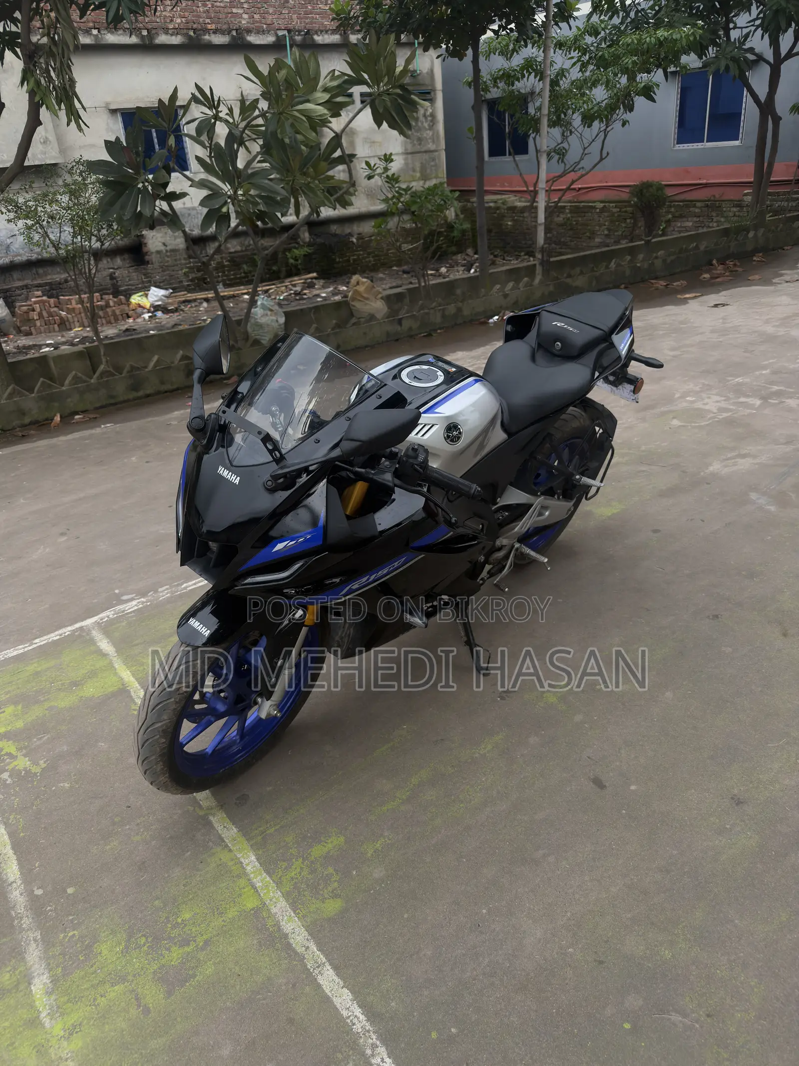 নিউ ইয়ামাহা আর১৫এম ২০২৬ ব্ল্যাক