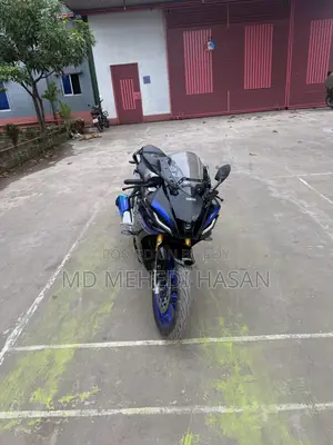 নিউ ইয়ামাহা আর১৫এম ২০২৬ ব্ল্যাক