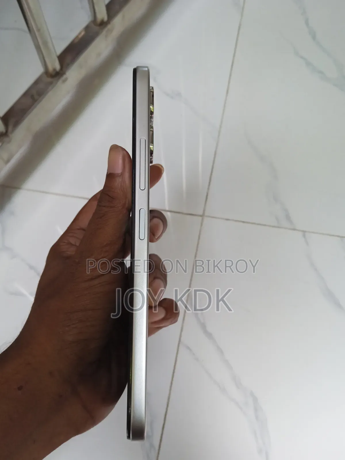 Infinix Smart 20 64 GB Silver