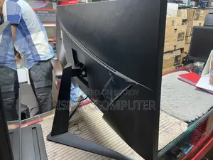 এমএসআই ২৫" ইঞ্চি মনিটর ডিসপ্লেতে দাগ হবে।