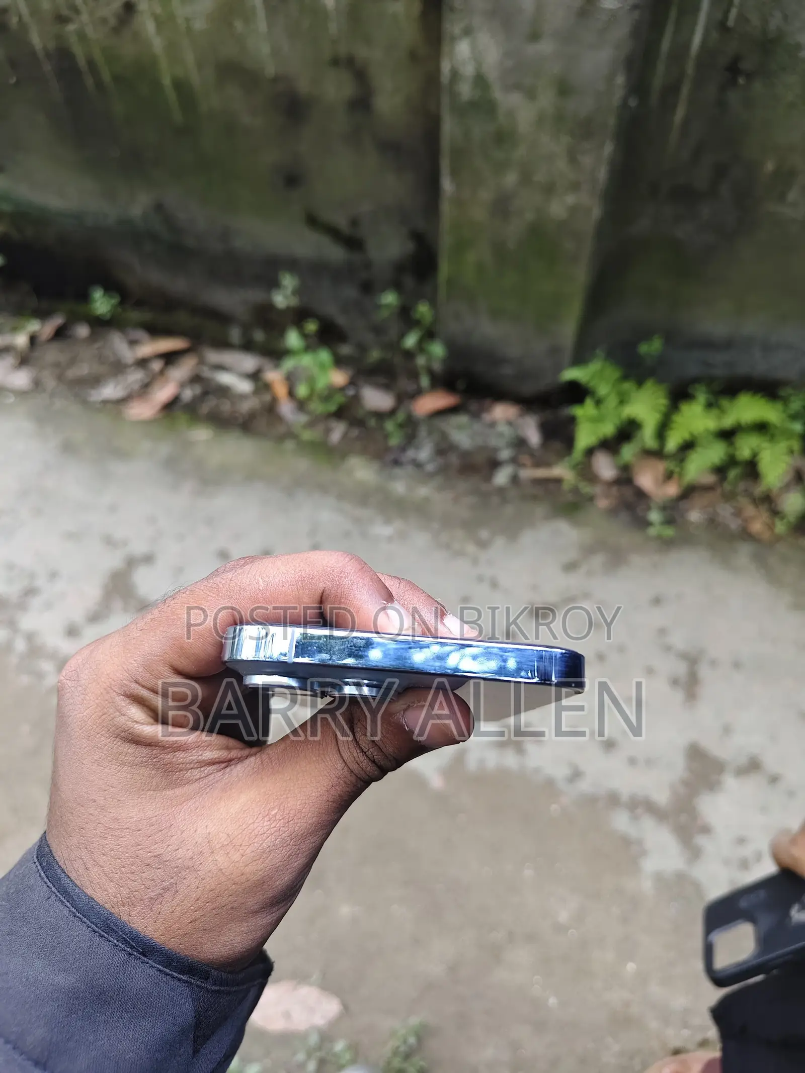 অ্যাপল আইফোন ১৩ প্রো ম্যাক্স ২৫৬ জিবি ব্লু