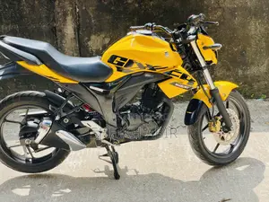 Suzuki Gixxer 2024 Yellow