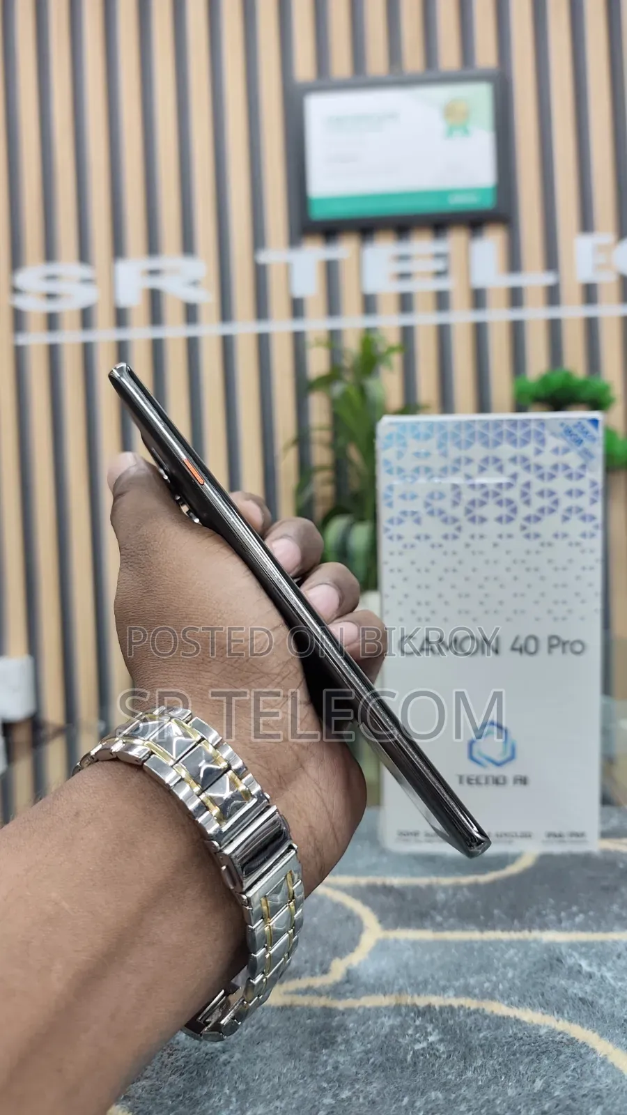 Tecno Camon 40 Pro 4G 256 GB Graphite